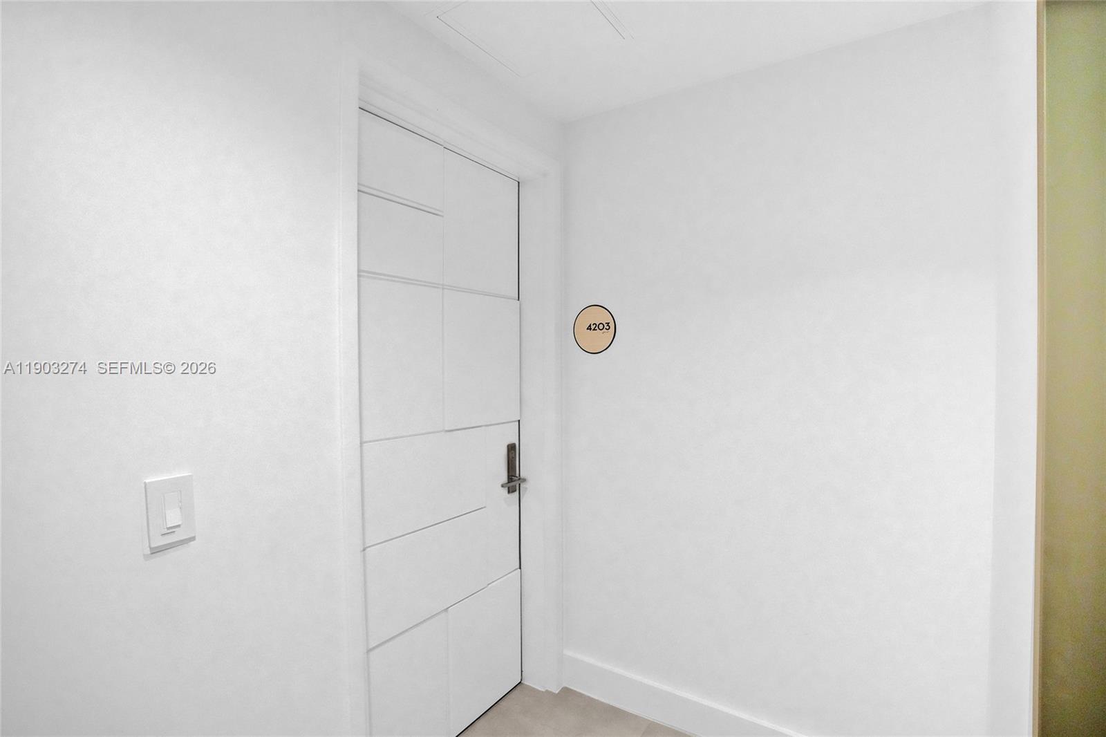 ONE PARAISO CONDO - Residential