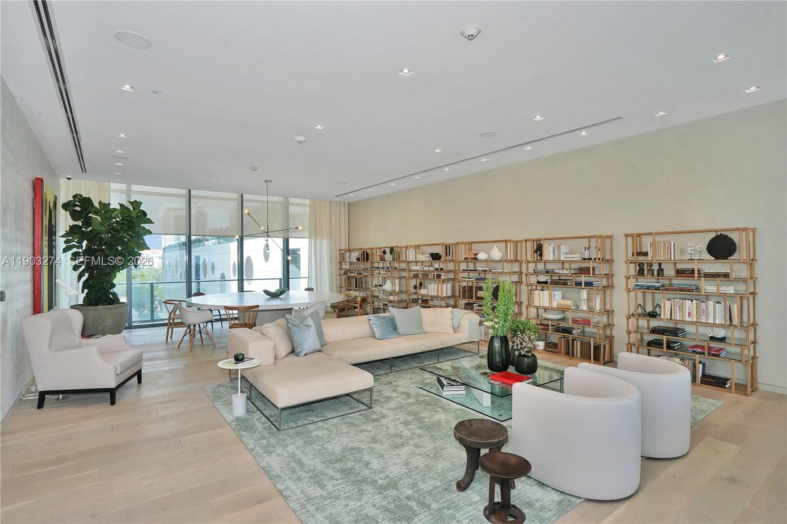 ONE PARAISO CONDO - Residential