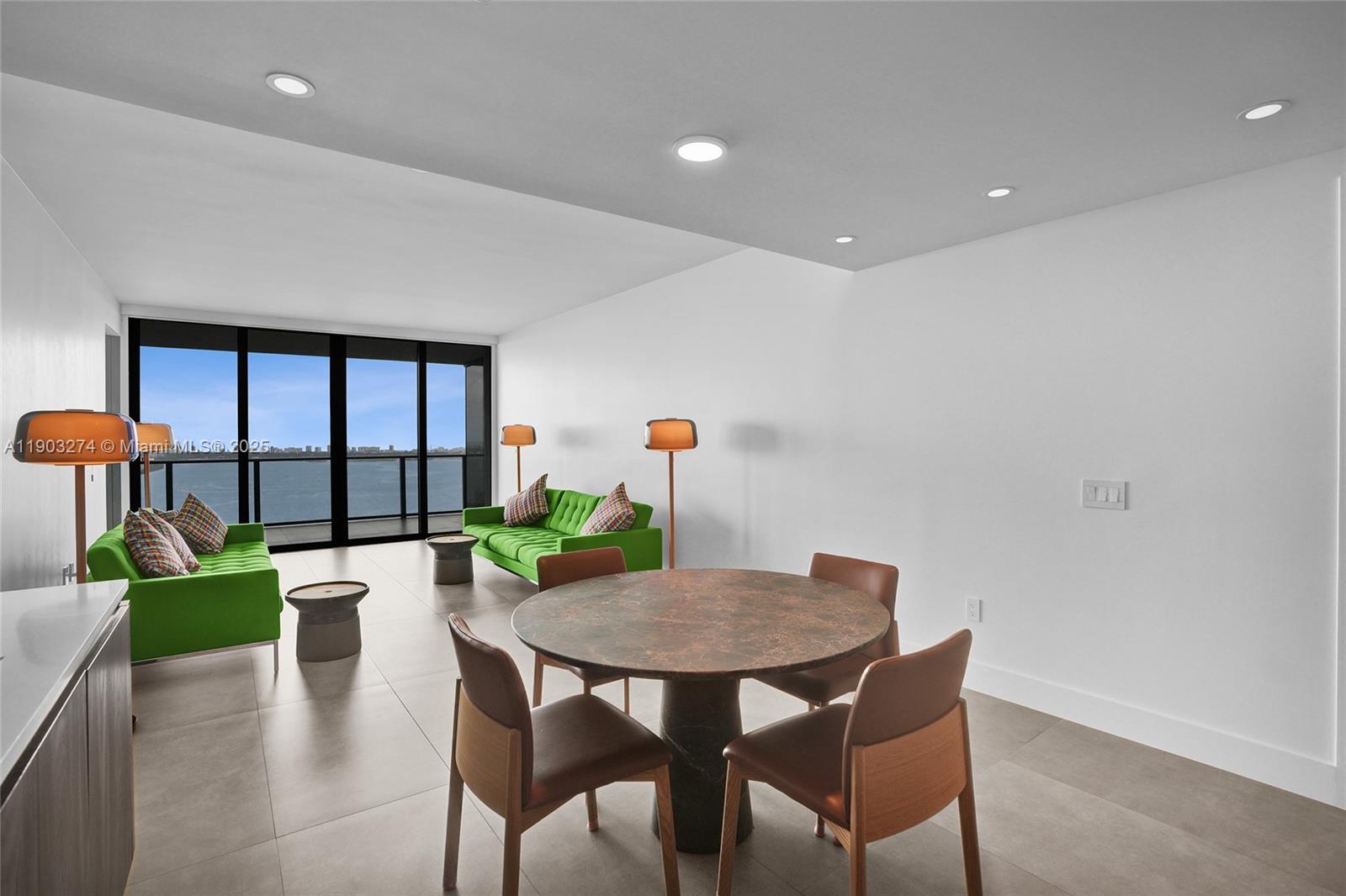 ONE PARAISO CONDO - Residential