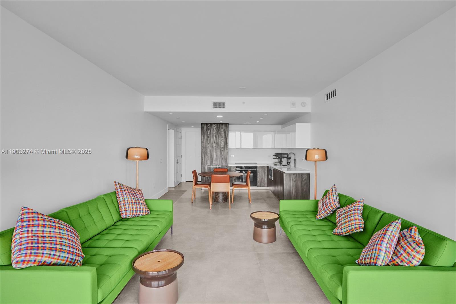 ONE PARAISO CONDO - Residential