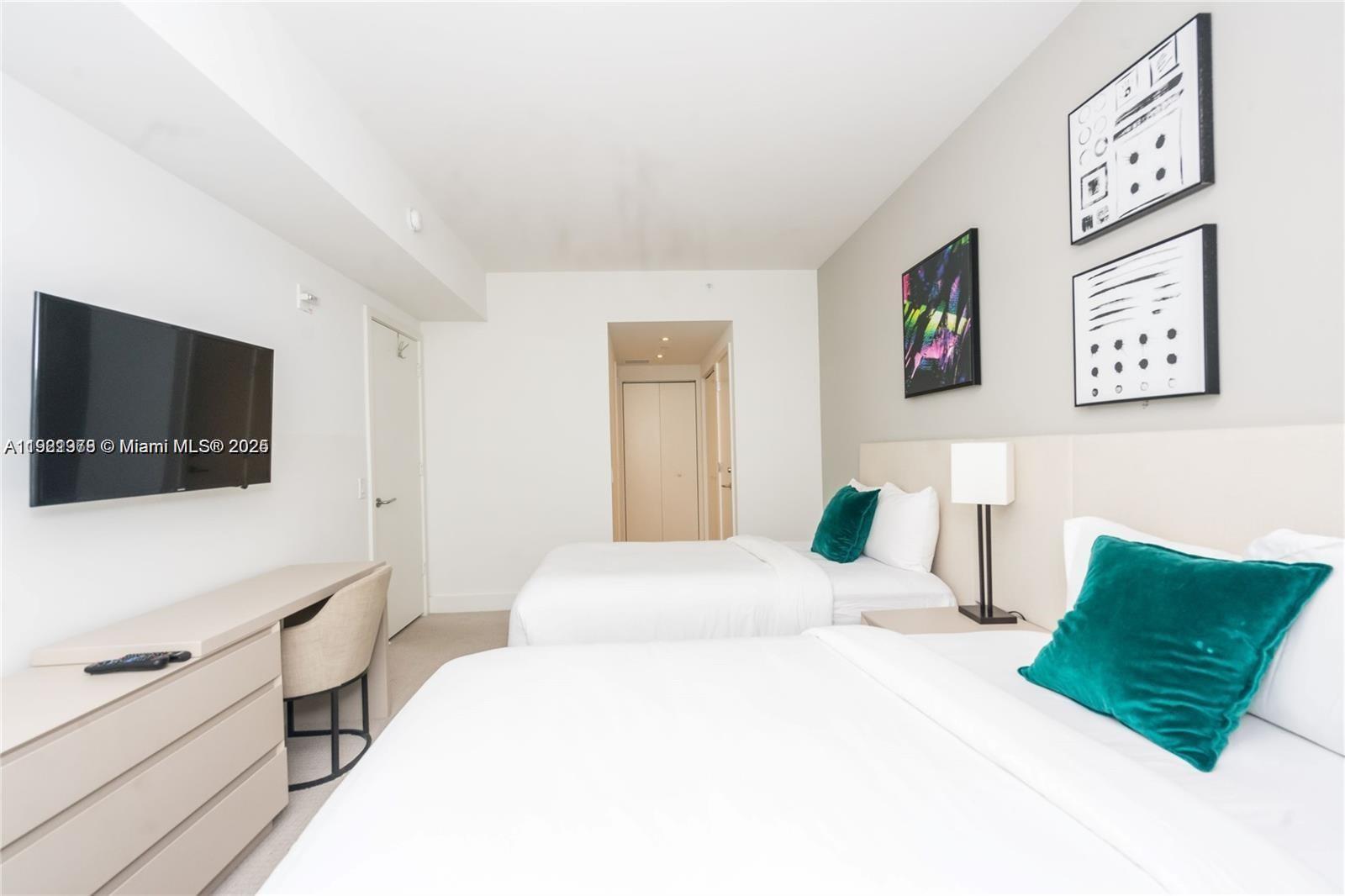 4111 SOUTH OCEAN DRIVE CO - Residential