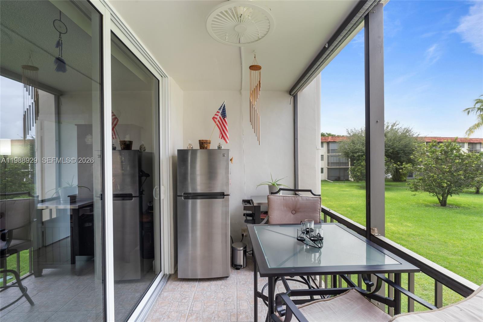 HOLLYBROOK GOLF AND - Residential