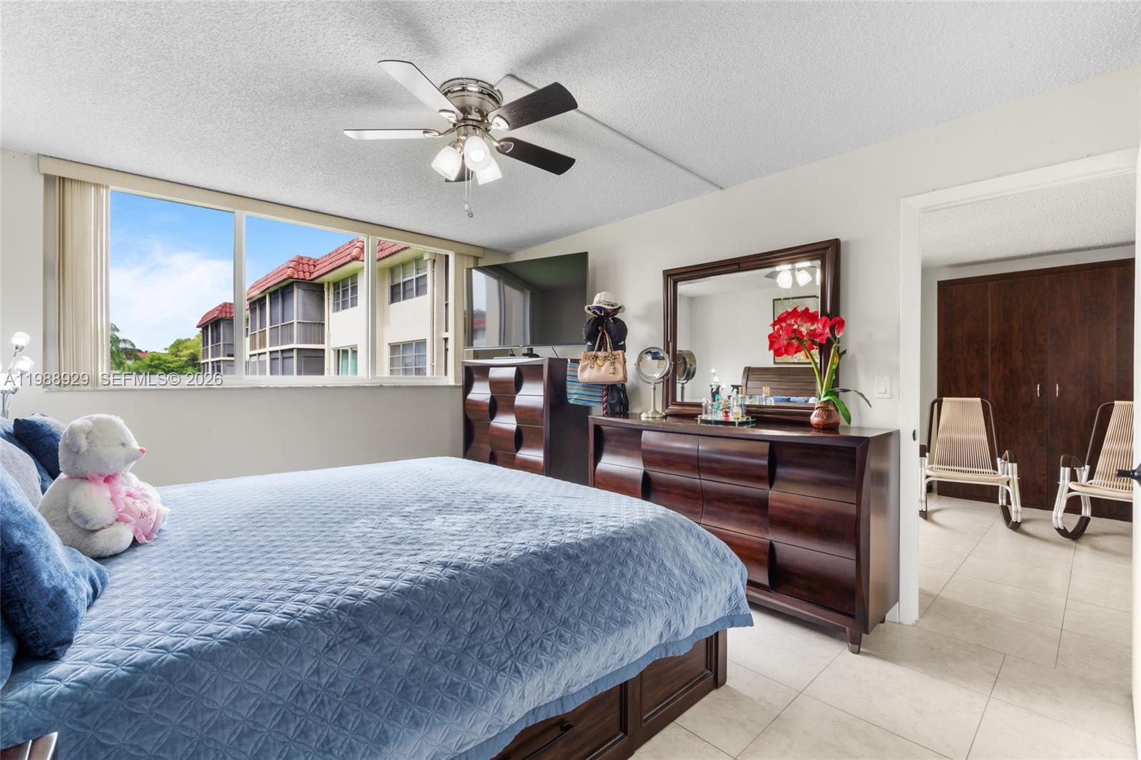 HOLLYBROOK GOLF AND - Residential