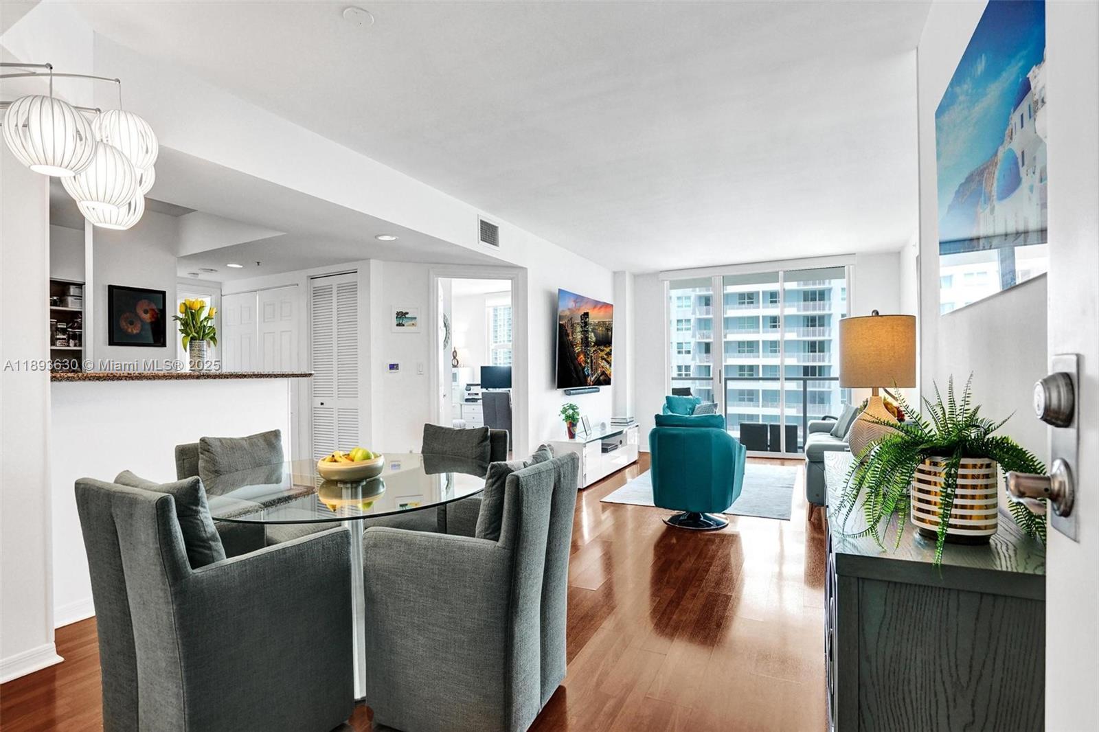 THE MARK ON BRICKELL COND - Residential