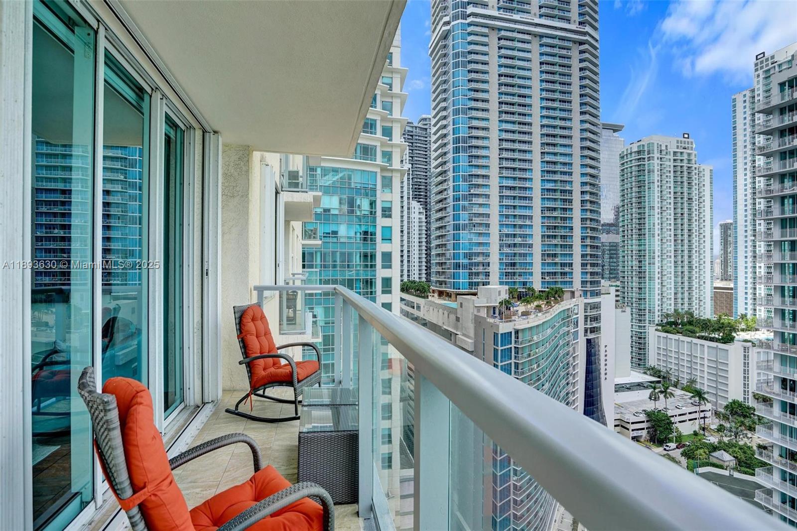 THE MARK ON BRICKELL COND - Residential