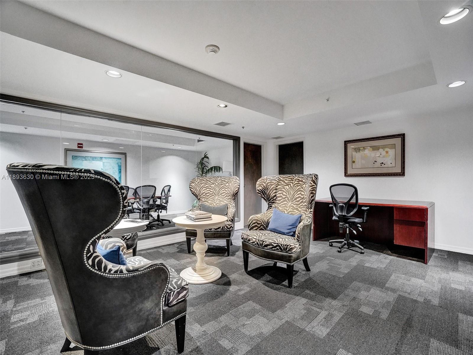 THE MARK ON BRICKELL COND - Residential