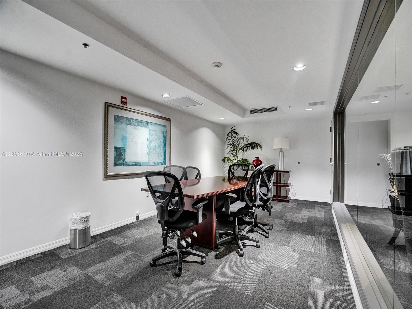 THE MARK ON BRICKELL COND - Residential