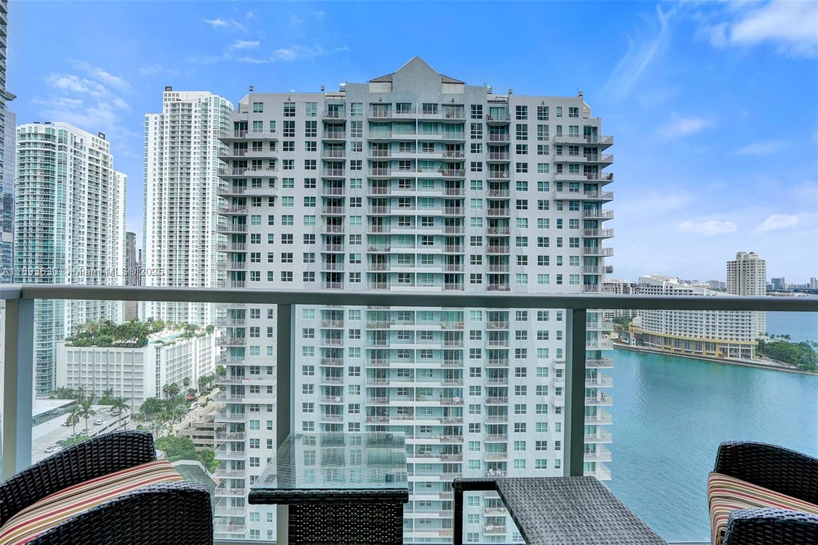 THE MARK ON BRICKELL COND - Residential