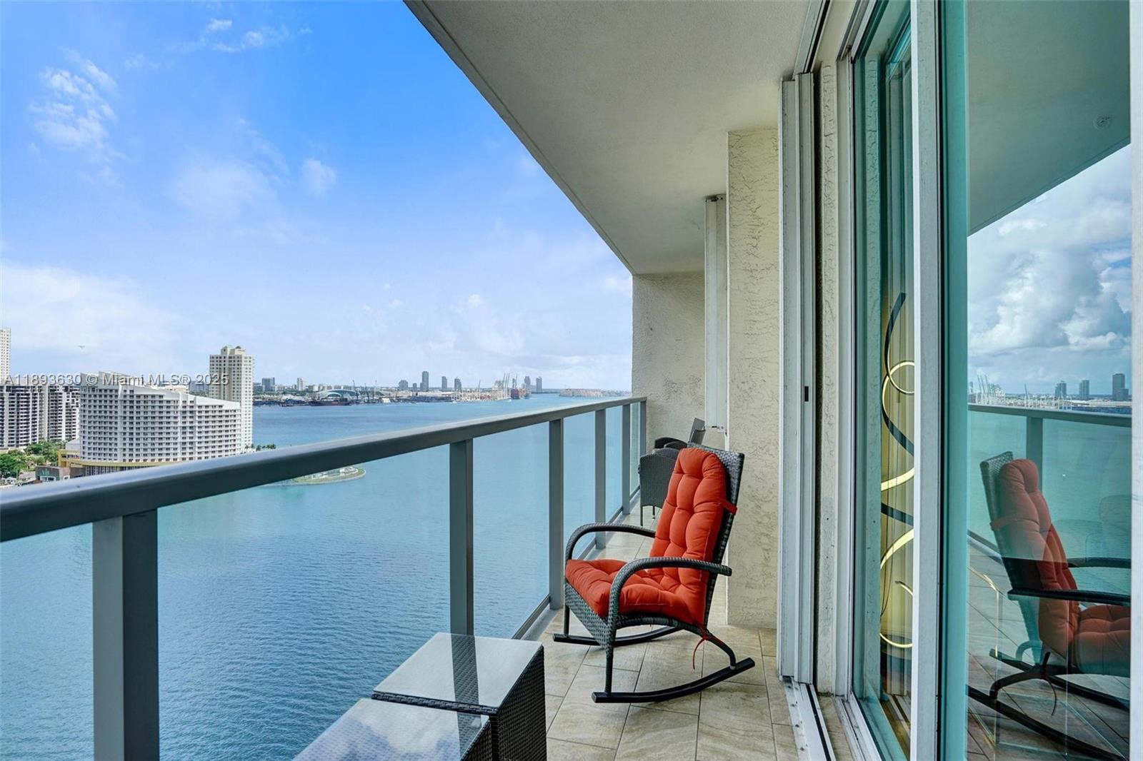 THE MARK ON BRICKELL COND - Residential