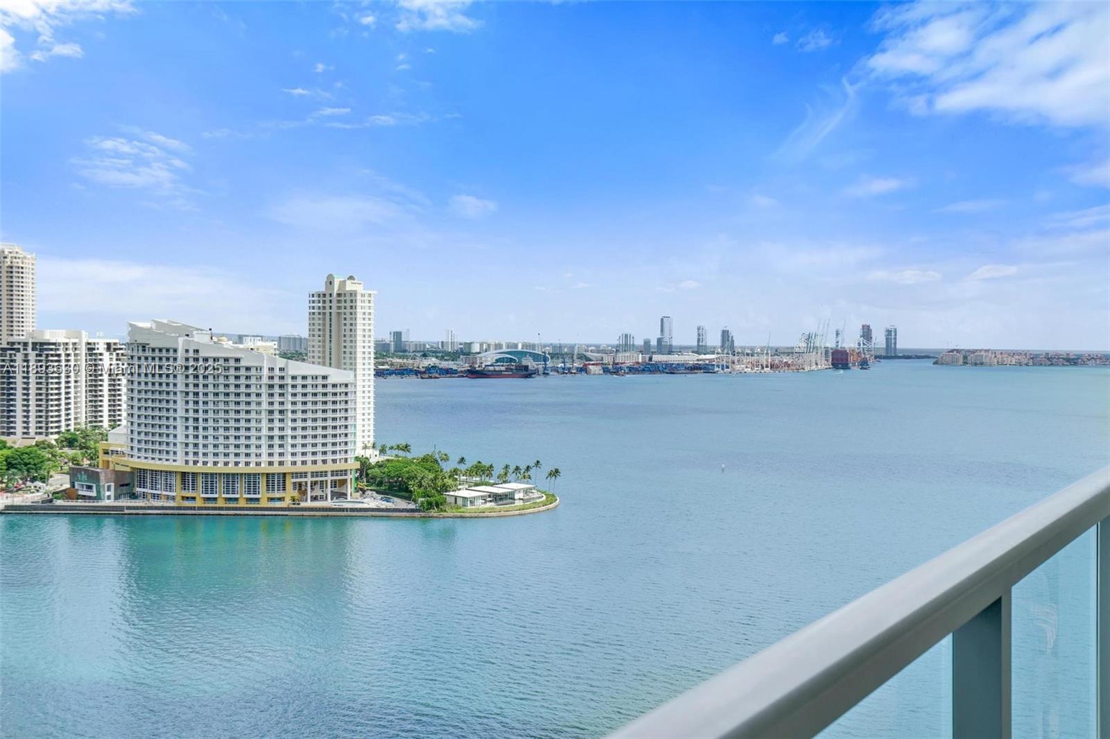 THE MARK ON BRICKELL COND - Residential