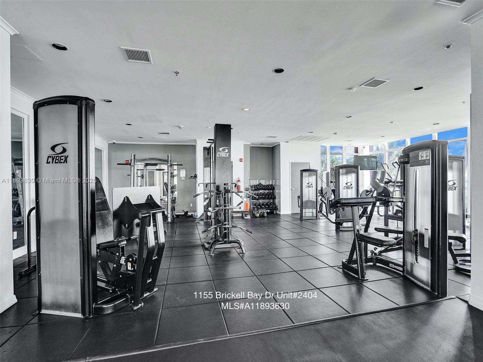 THE MARK ON BRICKELL COND - Residential