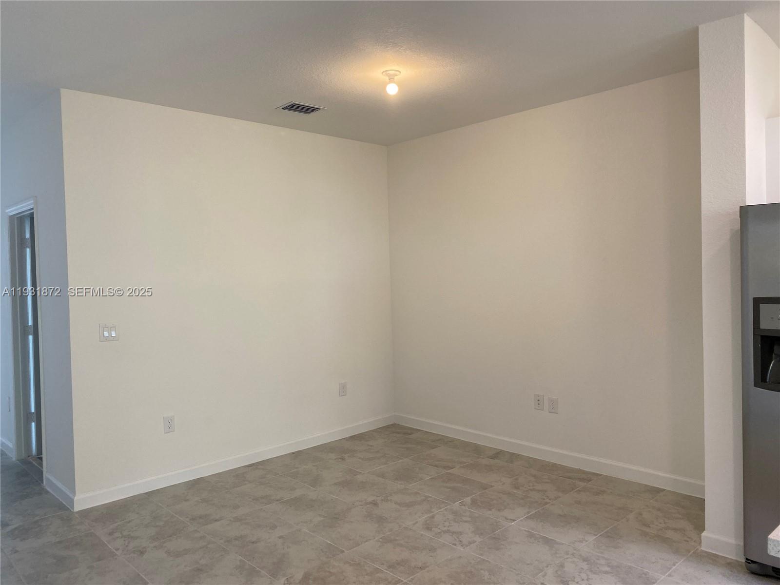 VIA VENTURA NEIGHBORHOOD - Residential Lease