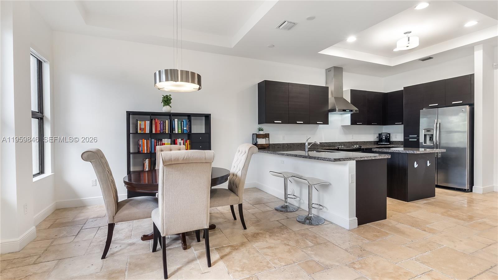 DOWNTOWN DORAL DUTCHER - Residential