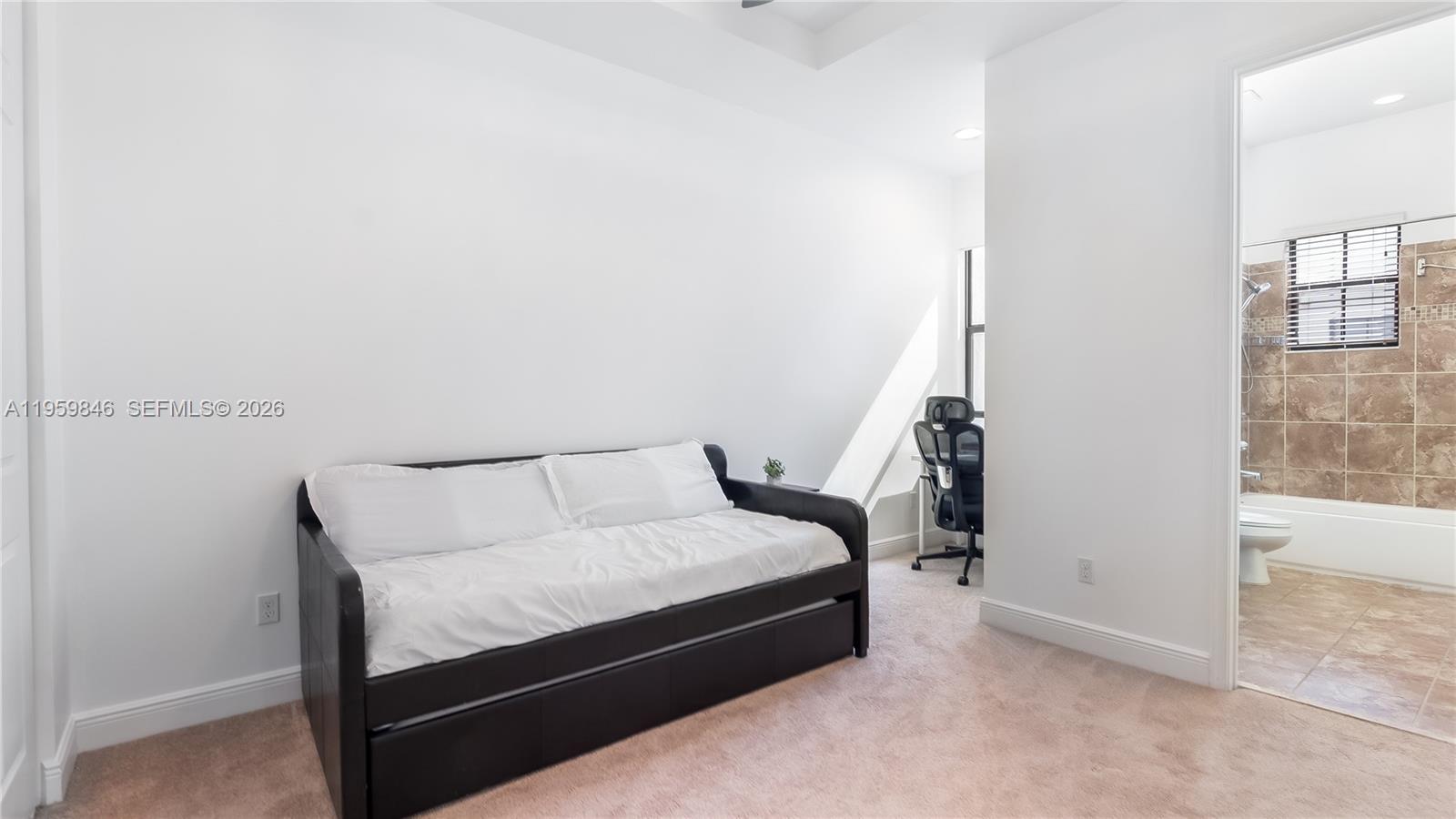 DOWNTOWN DORAL DUTCHER - Residential