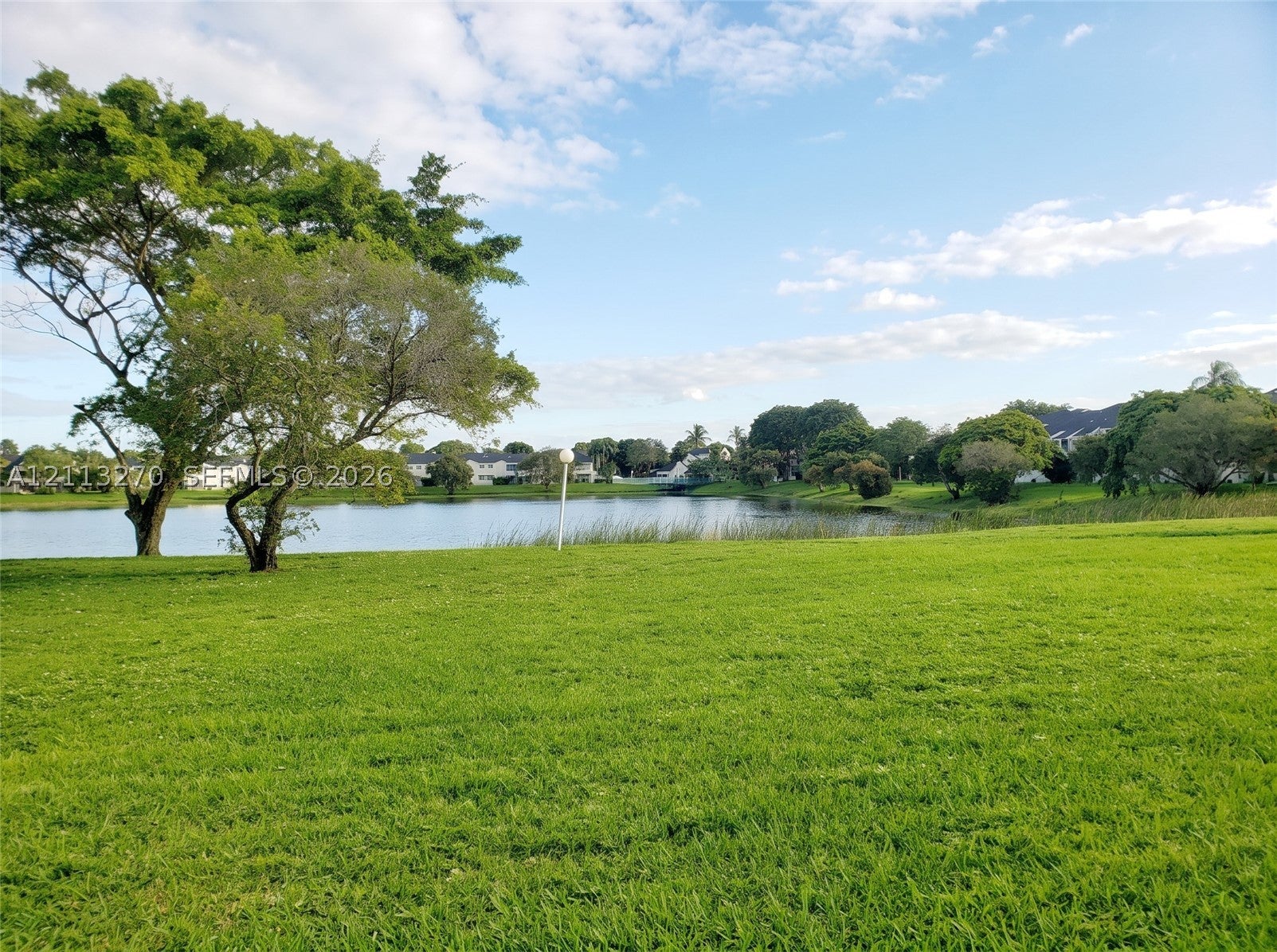 3421 NW 44th St 103, Oakland Park FL 33309