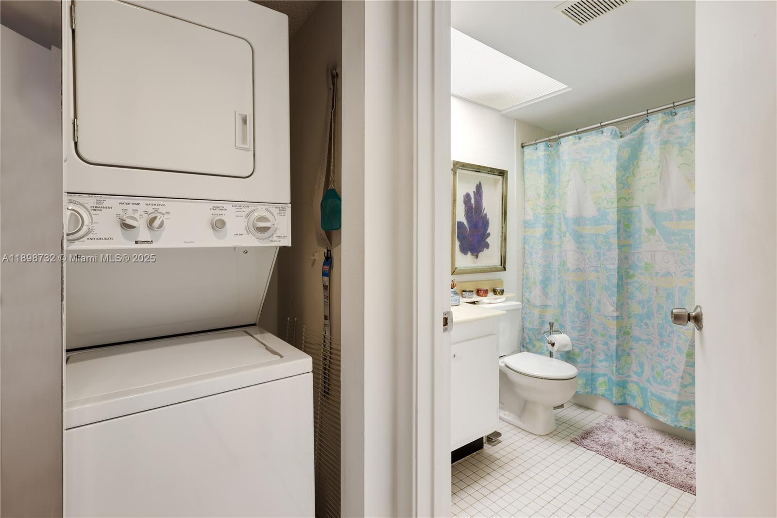 BUCKINGHAM AT CENTURY VIL - Residential Lease