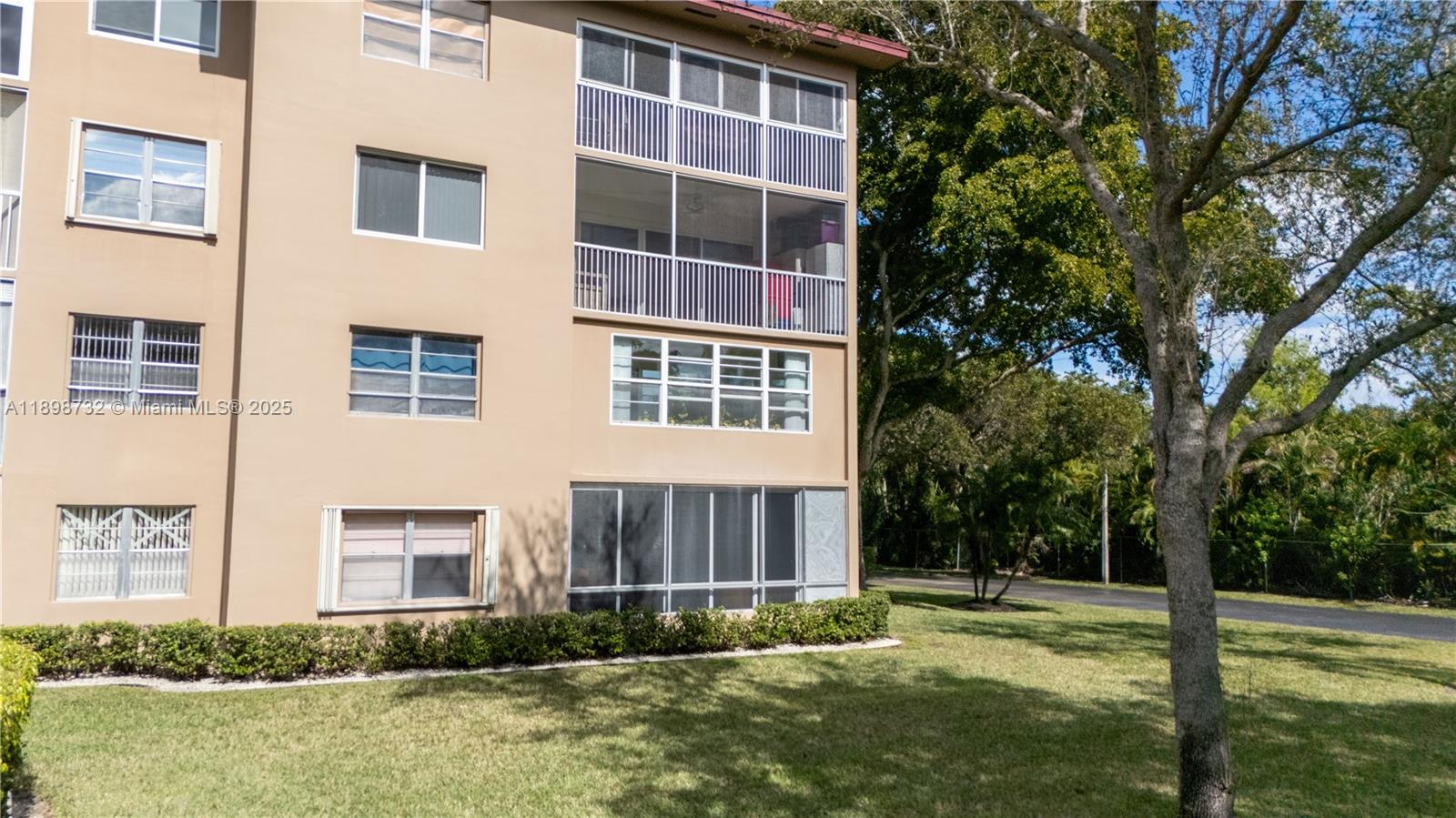 BUCKINGHAM AT CENTURY VIL - Residential Lease