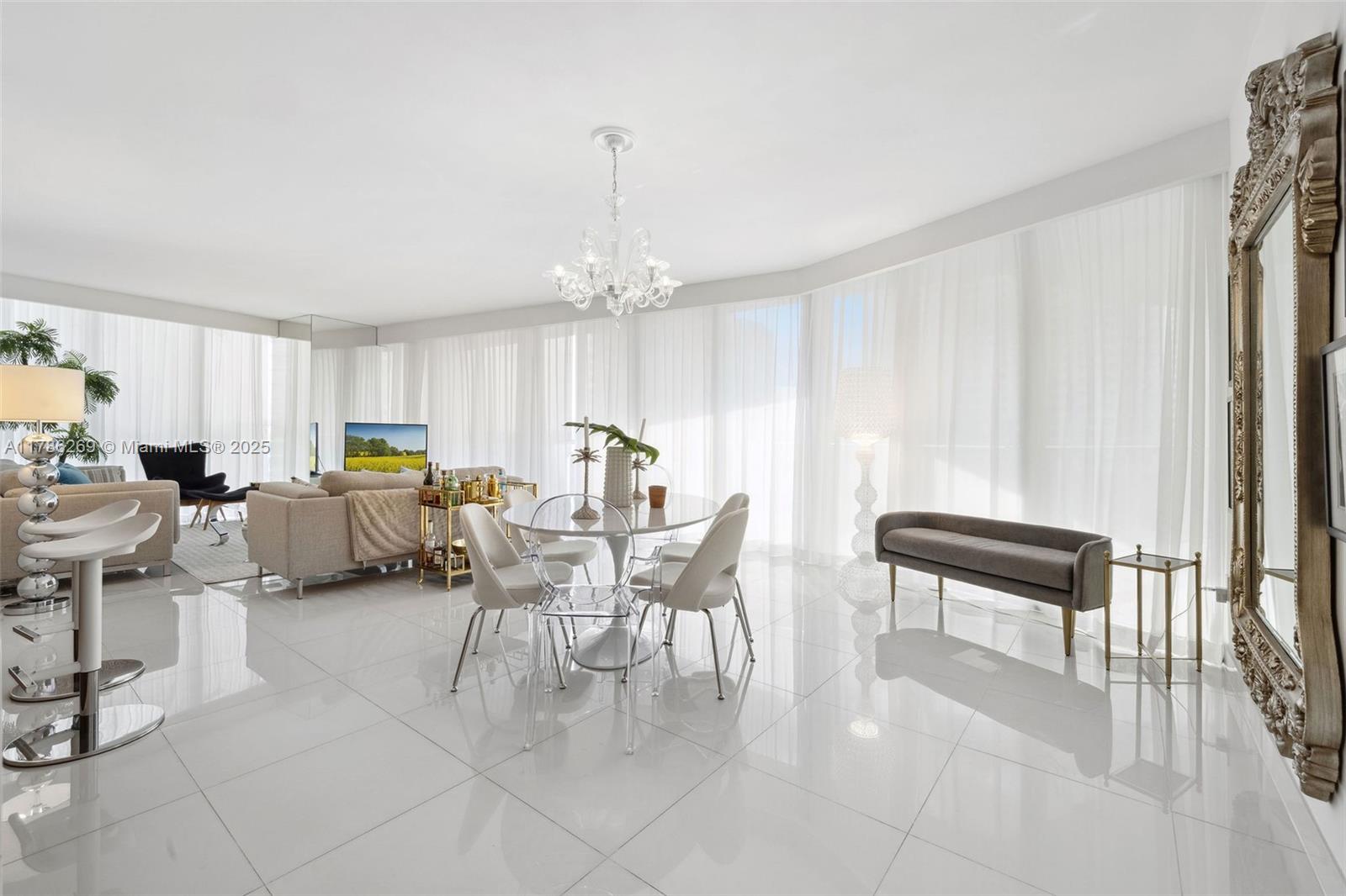 ICONBRICKELL CONDO NO 1 - Residential