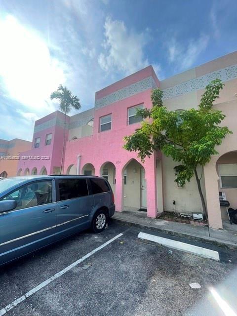 EAST VIEW GARDENS - Residential Lease