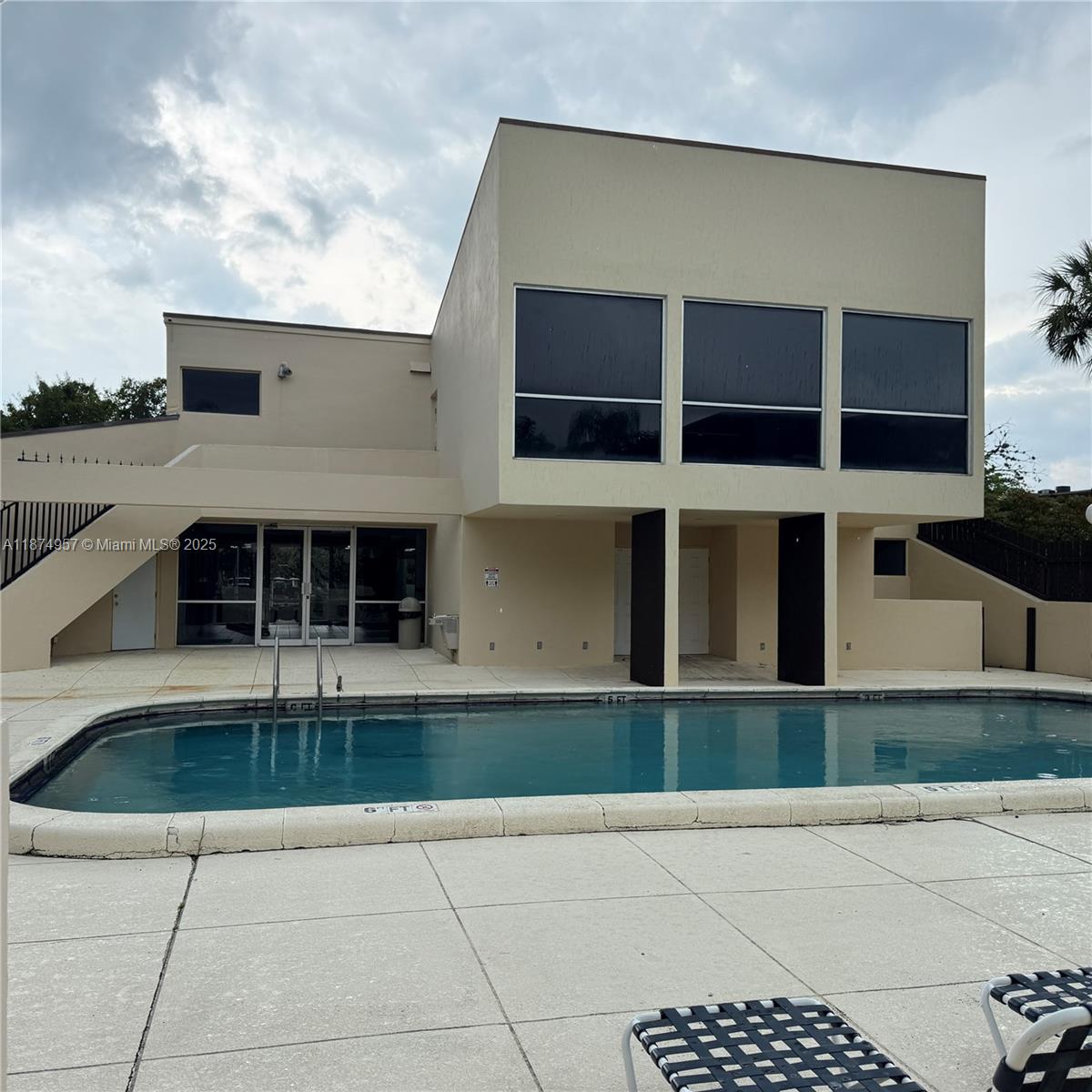 HEATHER WALK - Residential