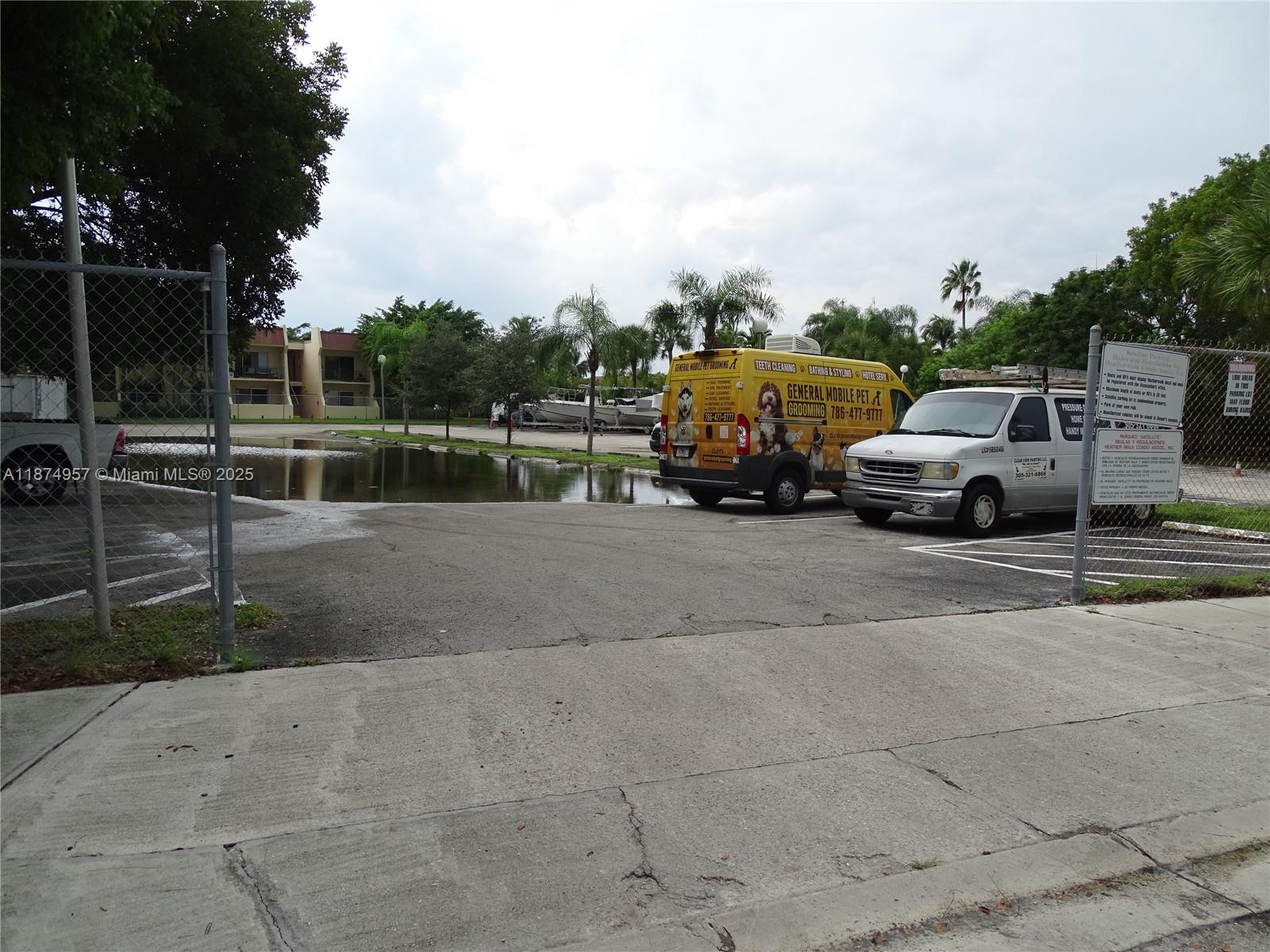 HEATHER WALK - Residential