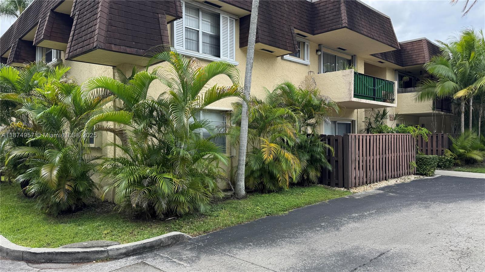 HEATHER WALK - Residential