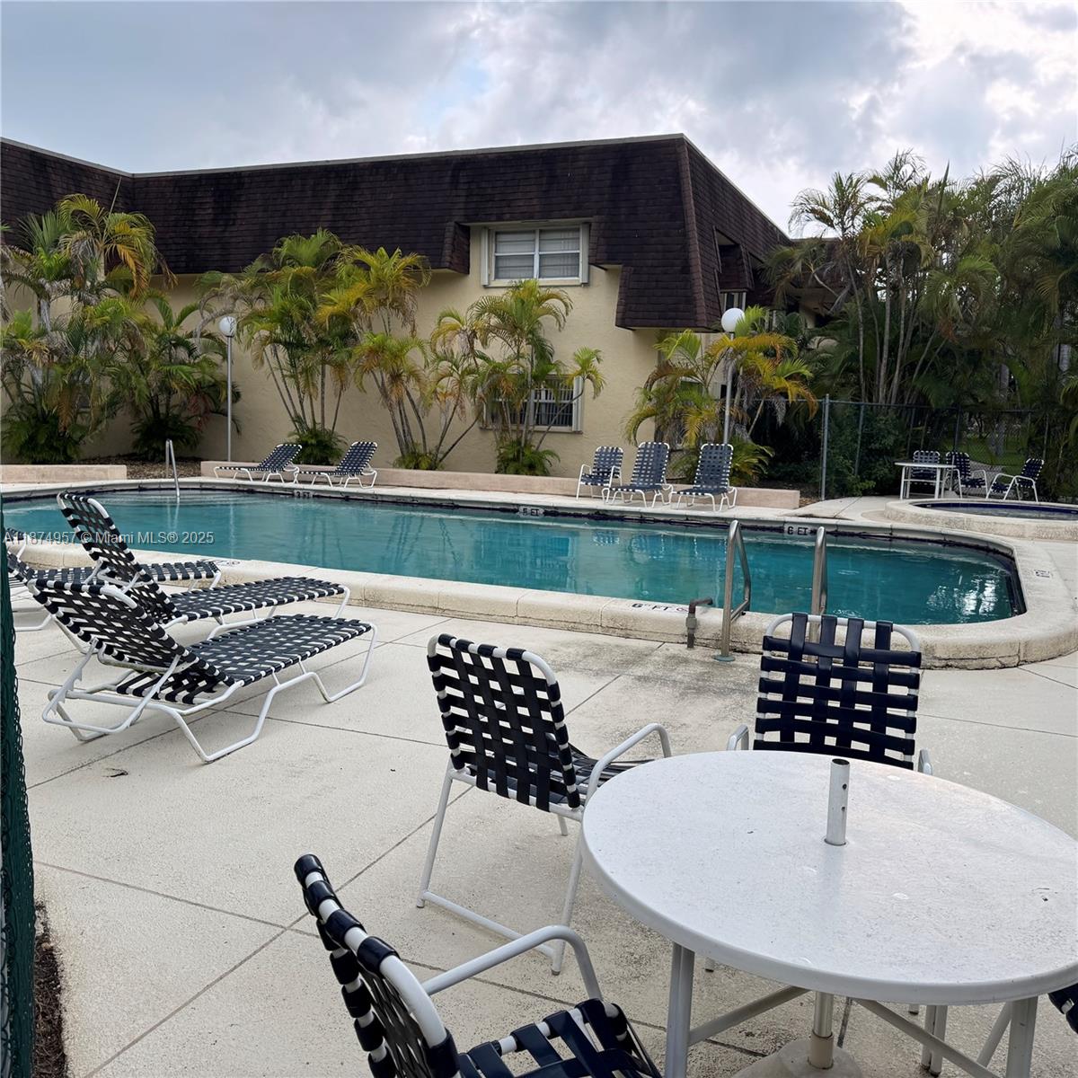 HEATHER WALK - Residential