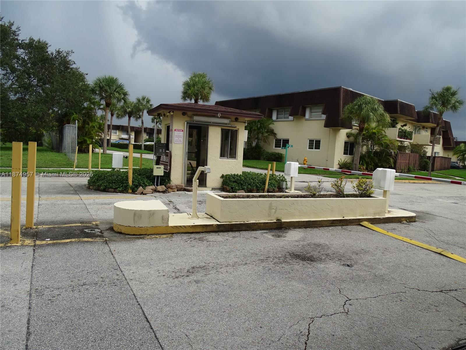 HEATHER WALK - Residential