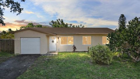 7307 SW 8th St North Lauderdale FL 33068