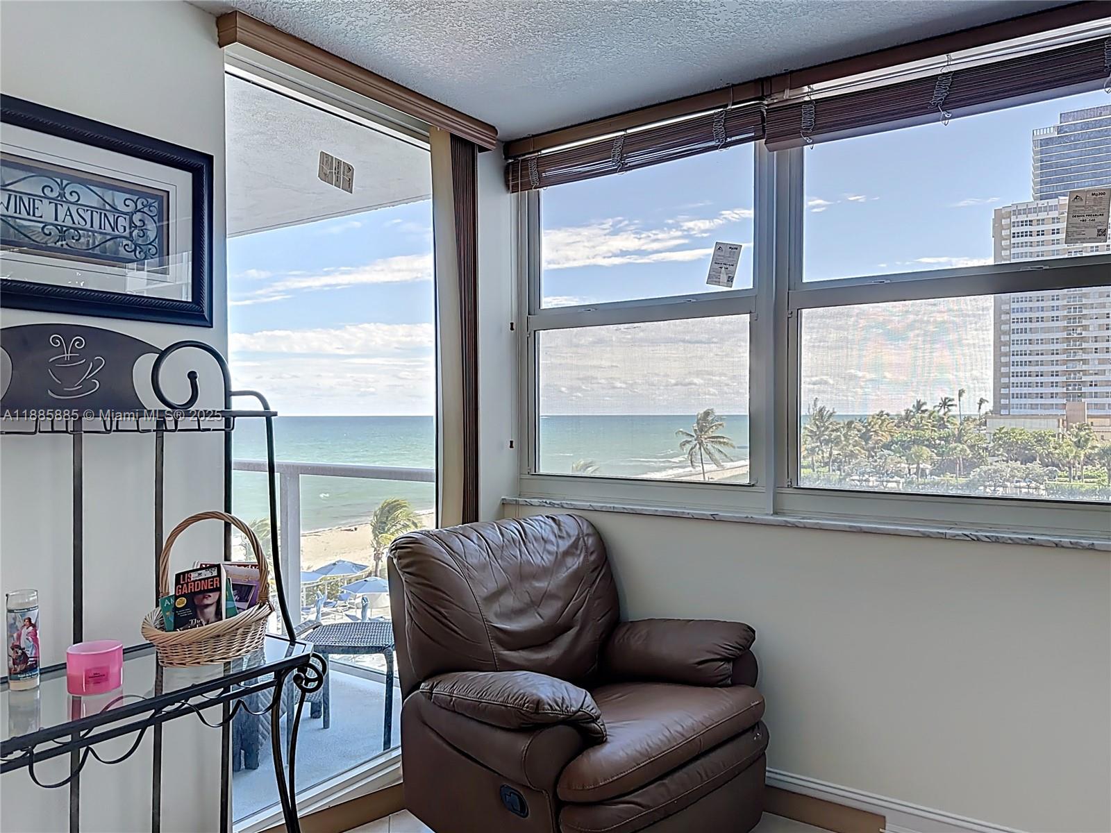 LA MER ESTATES EAST CONDO - Residential