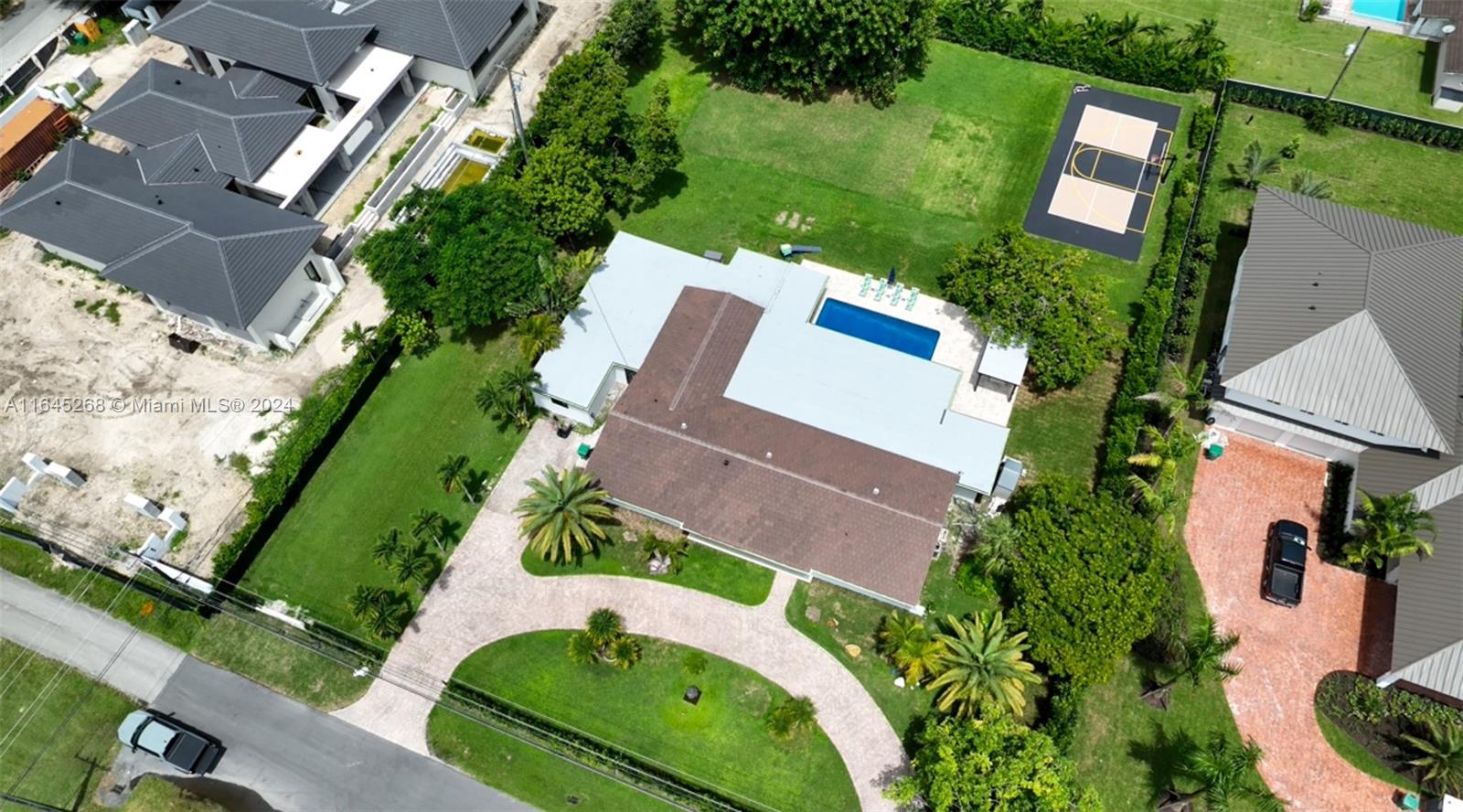 ROYAL PALM MANOR 1ST ADDN - Residential