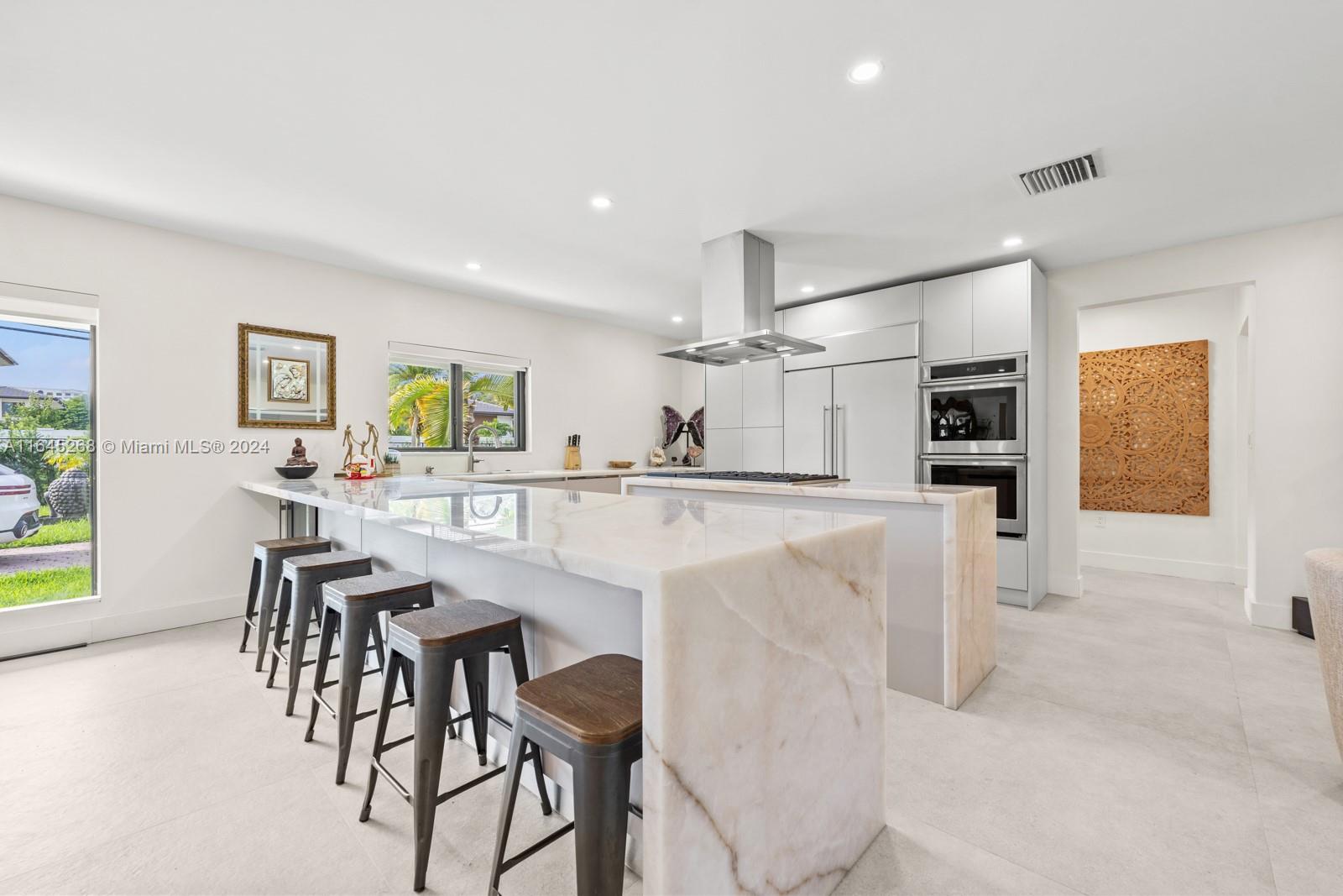 ROYAL PALM MANOR 1ST ADDN - Residential