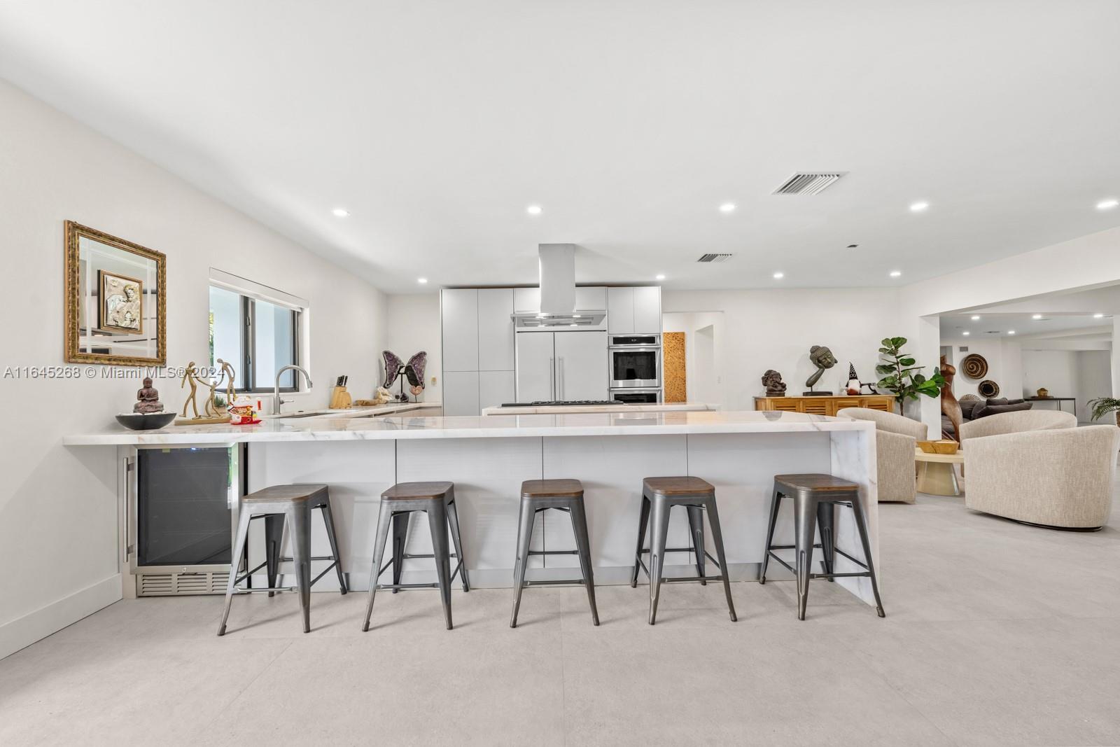 ROYAL PALM MANOR 1ST ADDN - Residential