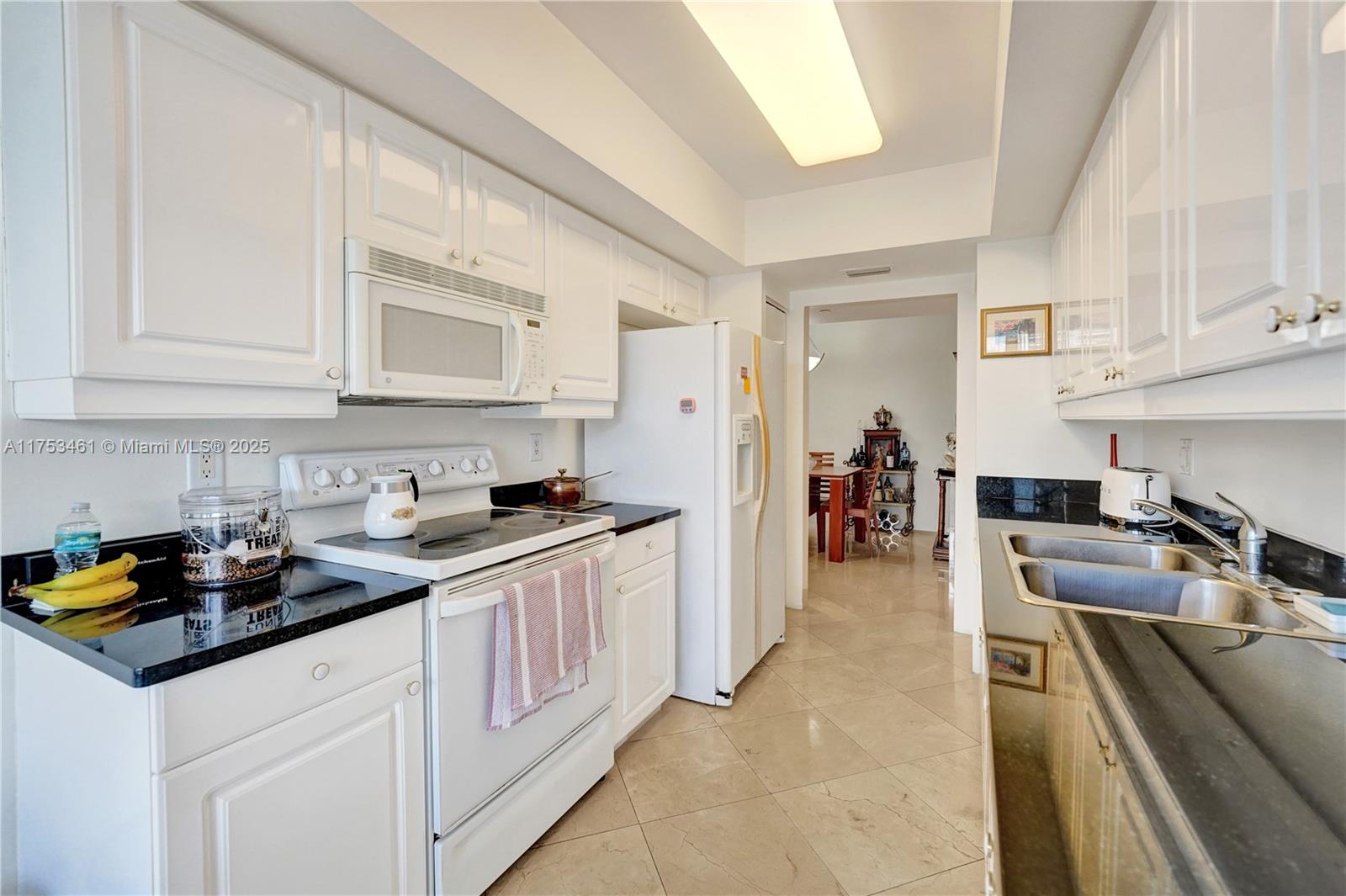 SOUTH TOWER AT THE POINT - Residential Lease