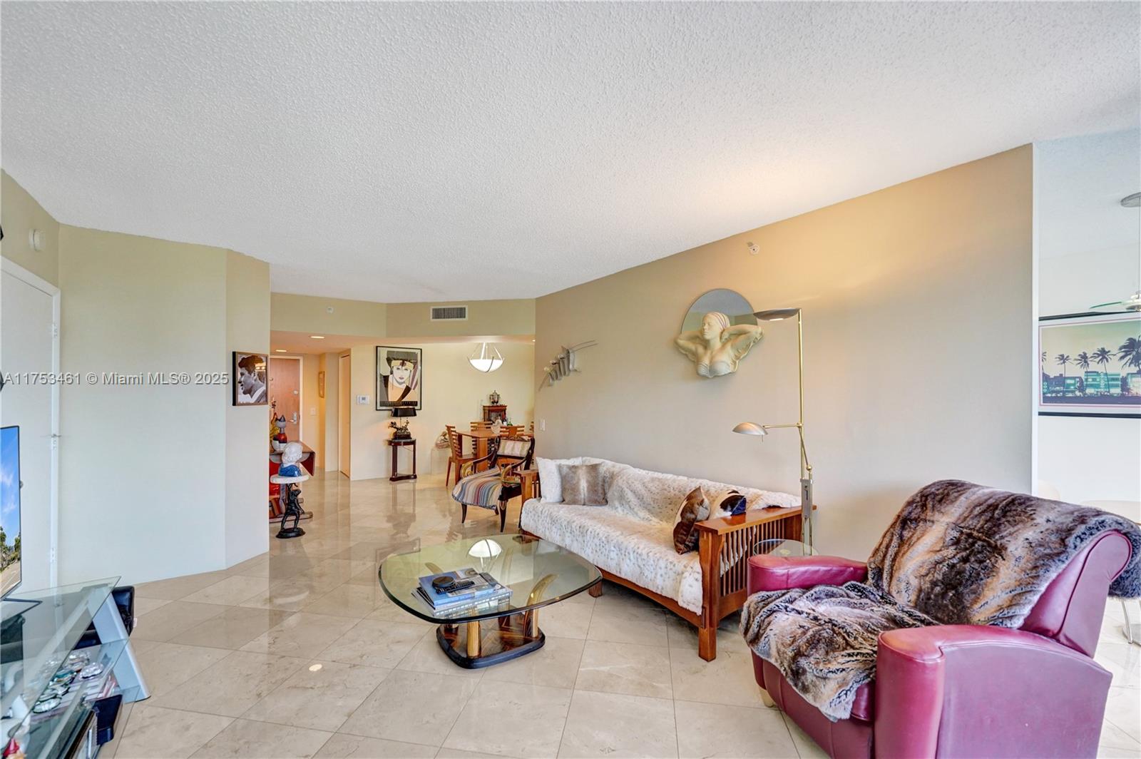 SOUTH TOWER AT THE POINT - Residential Lease