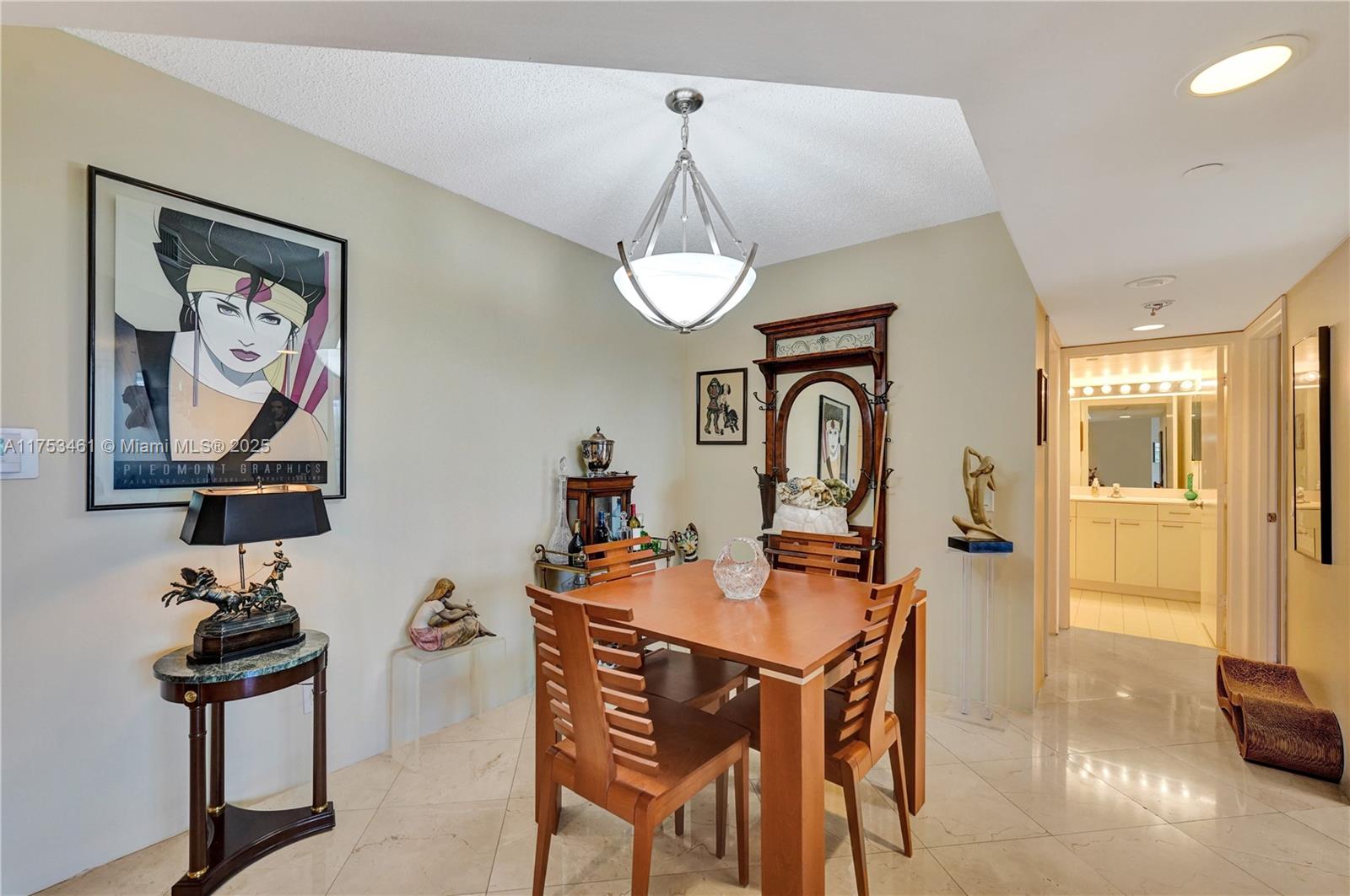 SOUTH TOWER AT THE POINT - Residential Lease