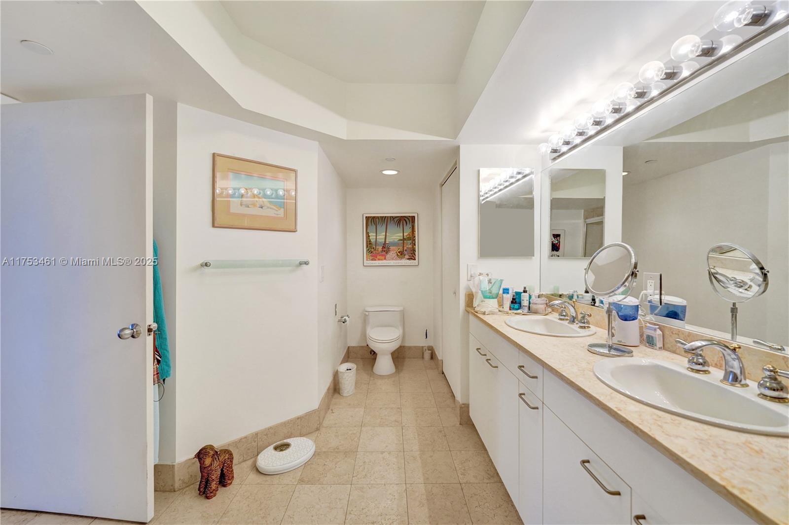 SOUTH TOWER AT THE POINT - Residential Lease