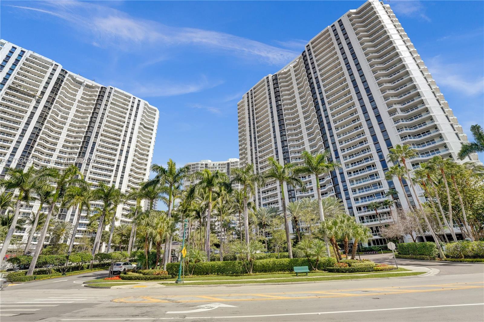 SOUTH TOWER AT THE POINT - Residential Lease