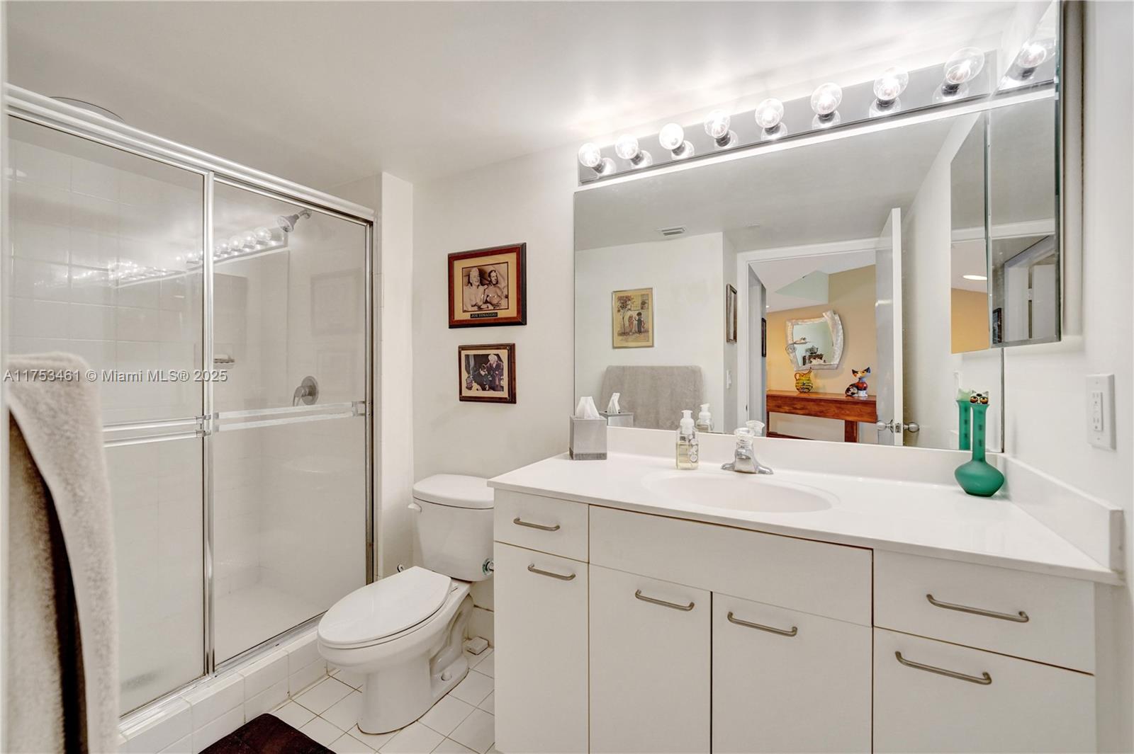 SOUTH TOWER AT THE POINT - Residential Lease