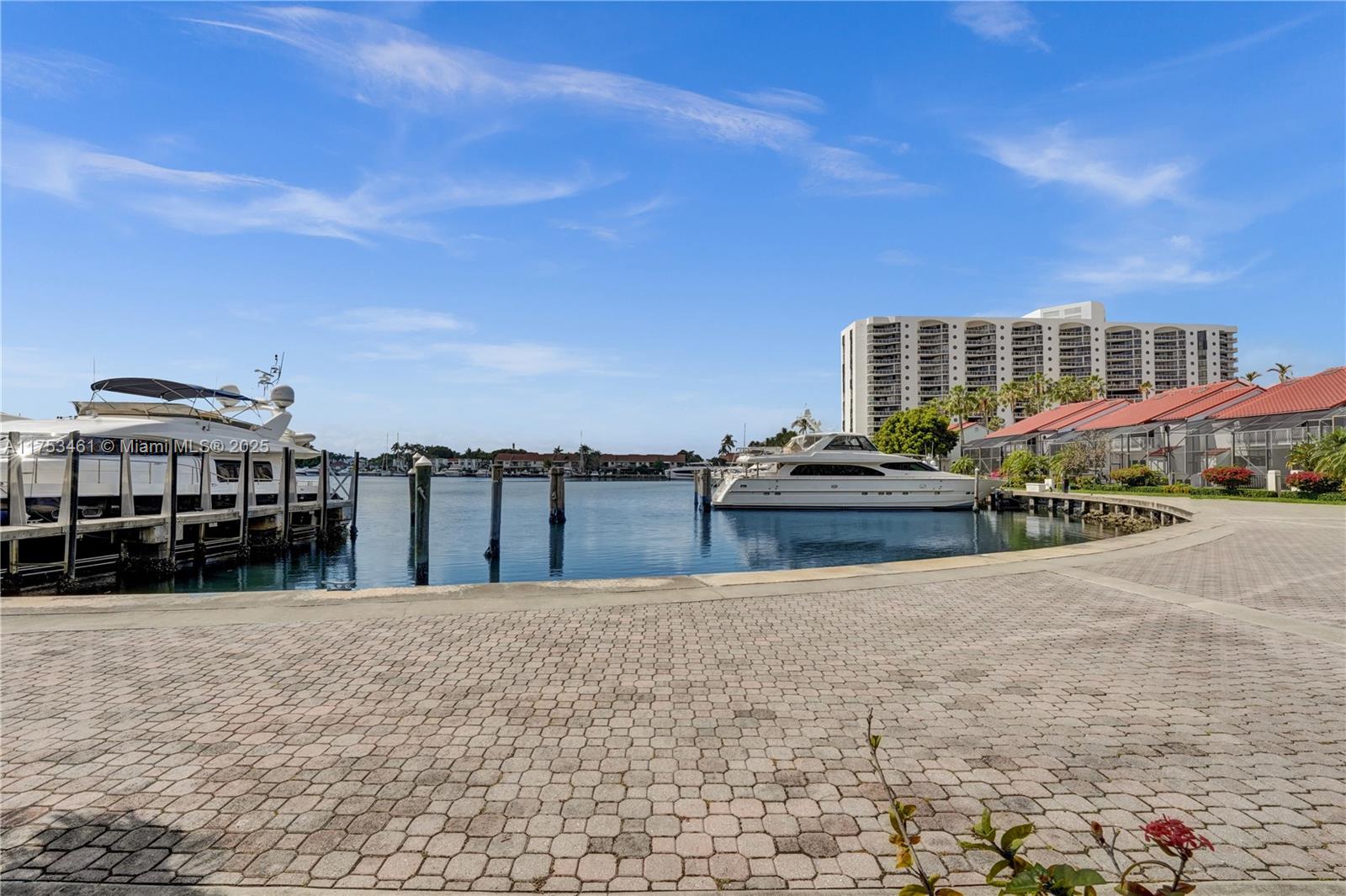SOUTH TOWER AT THE POINT - Residential Lease