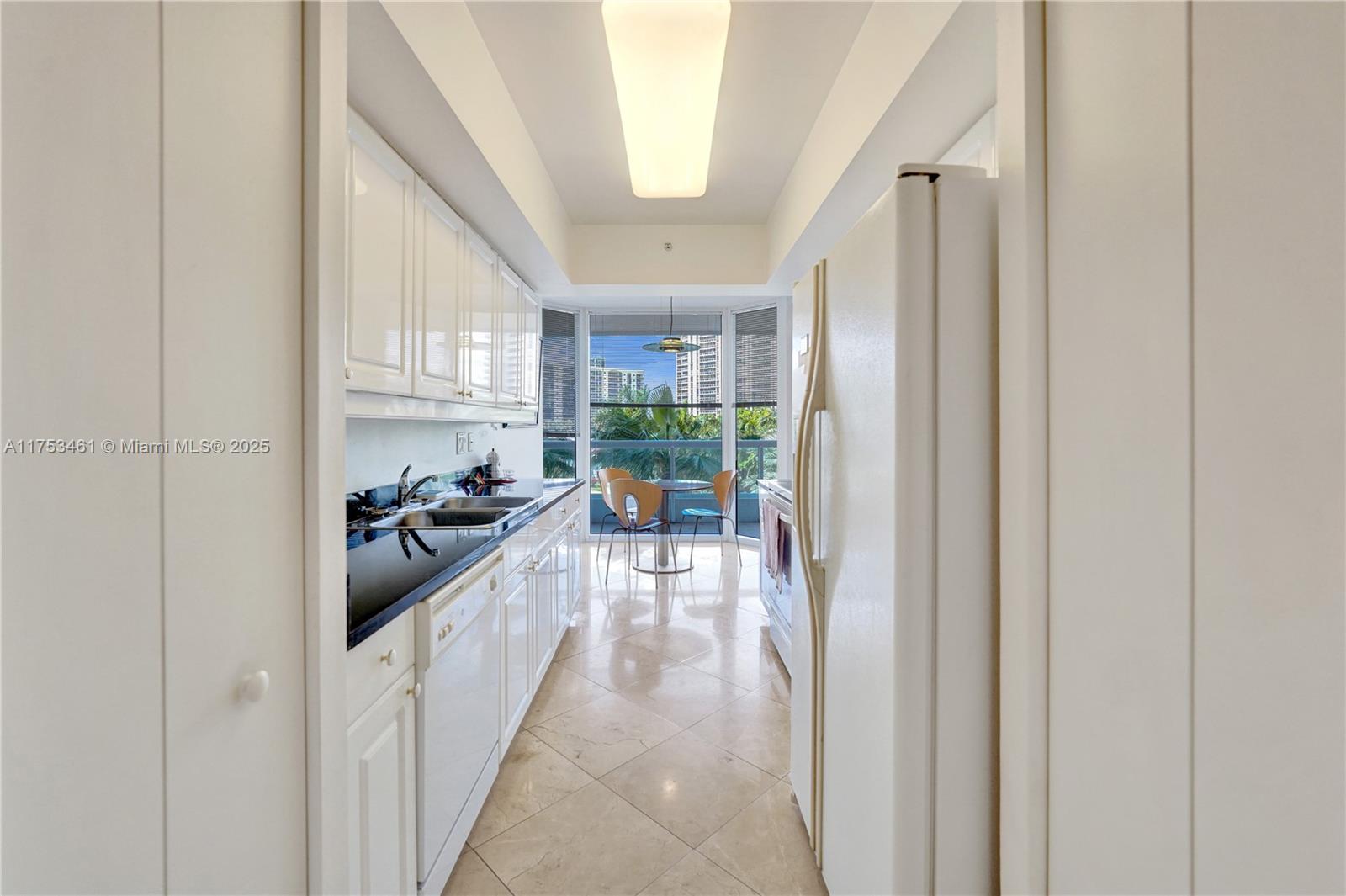 SOUTH TOWER AT THE POINT - Residential Lease