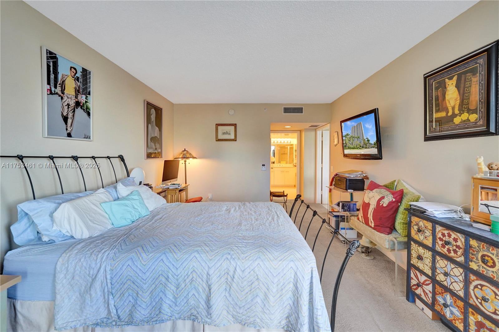 SOUTH TOWER AT THE POINT - Residential Lease