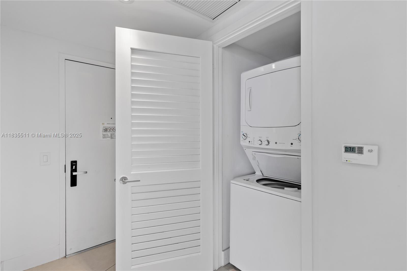 4111 SOUTH OCEAN DRIVE CO - Residential