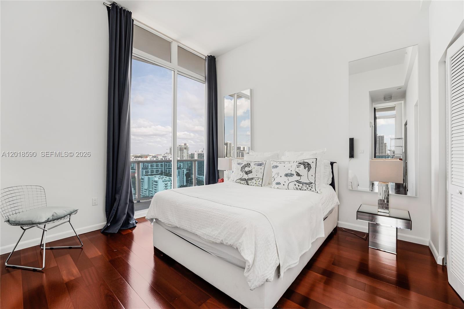 NEW WAVE CONDO - Residential