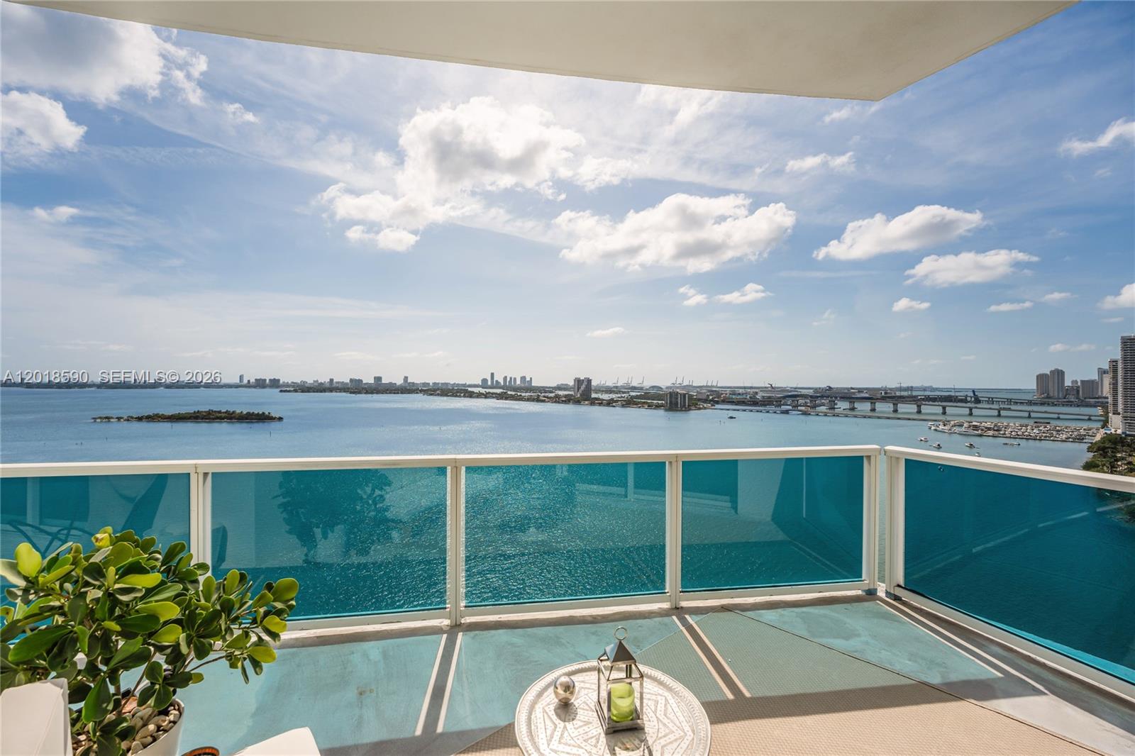 NEW WAVE CONDO - Residential
