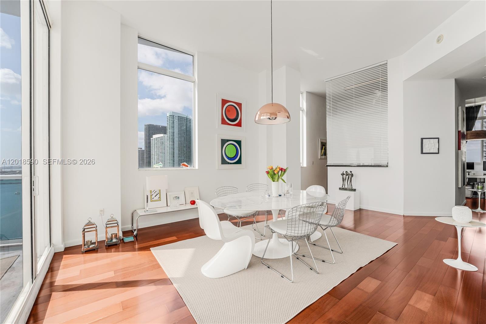 NEW WAVE CONDO - Residential