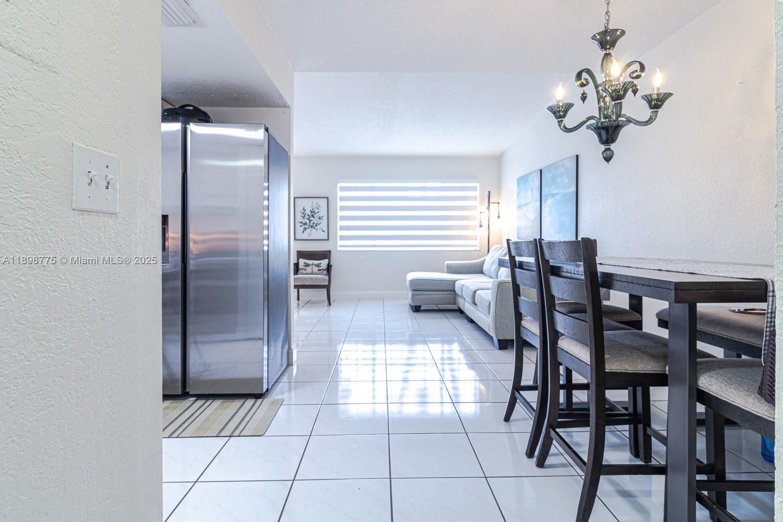 FOUNTAIN PK VILLAGE HOMES - Residential