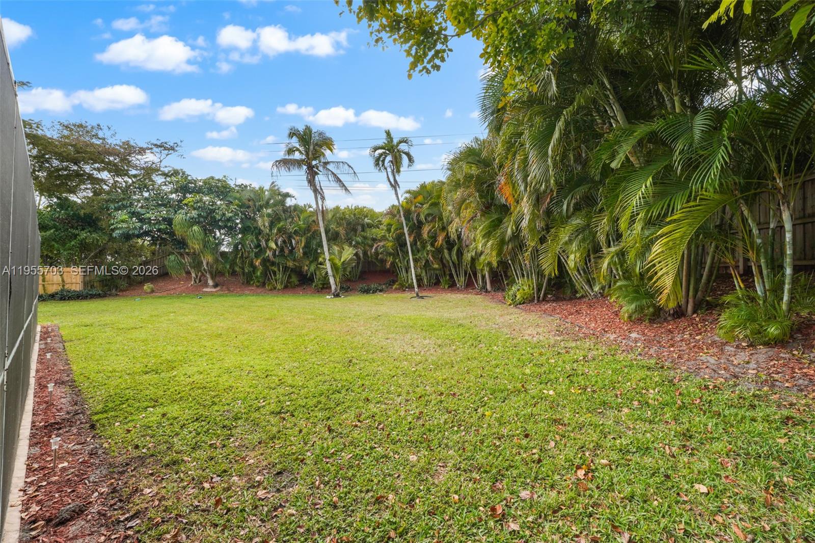 BOCA LANE - Residential