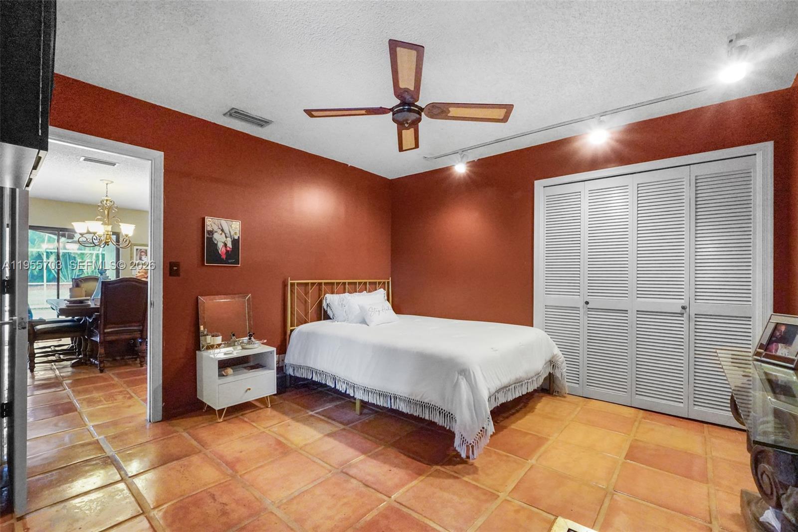 BOCA LANE - Residential