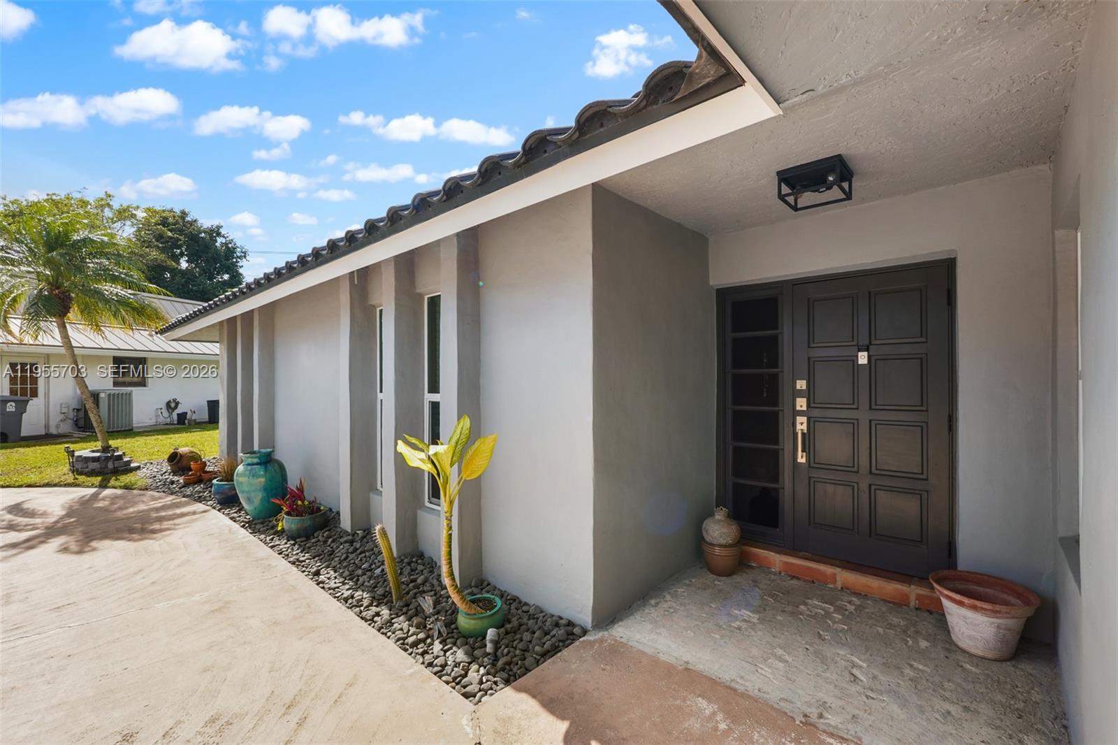 BOCA LANE - Residential